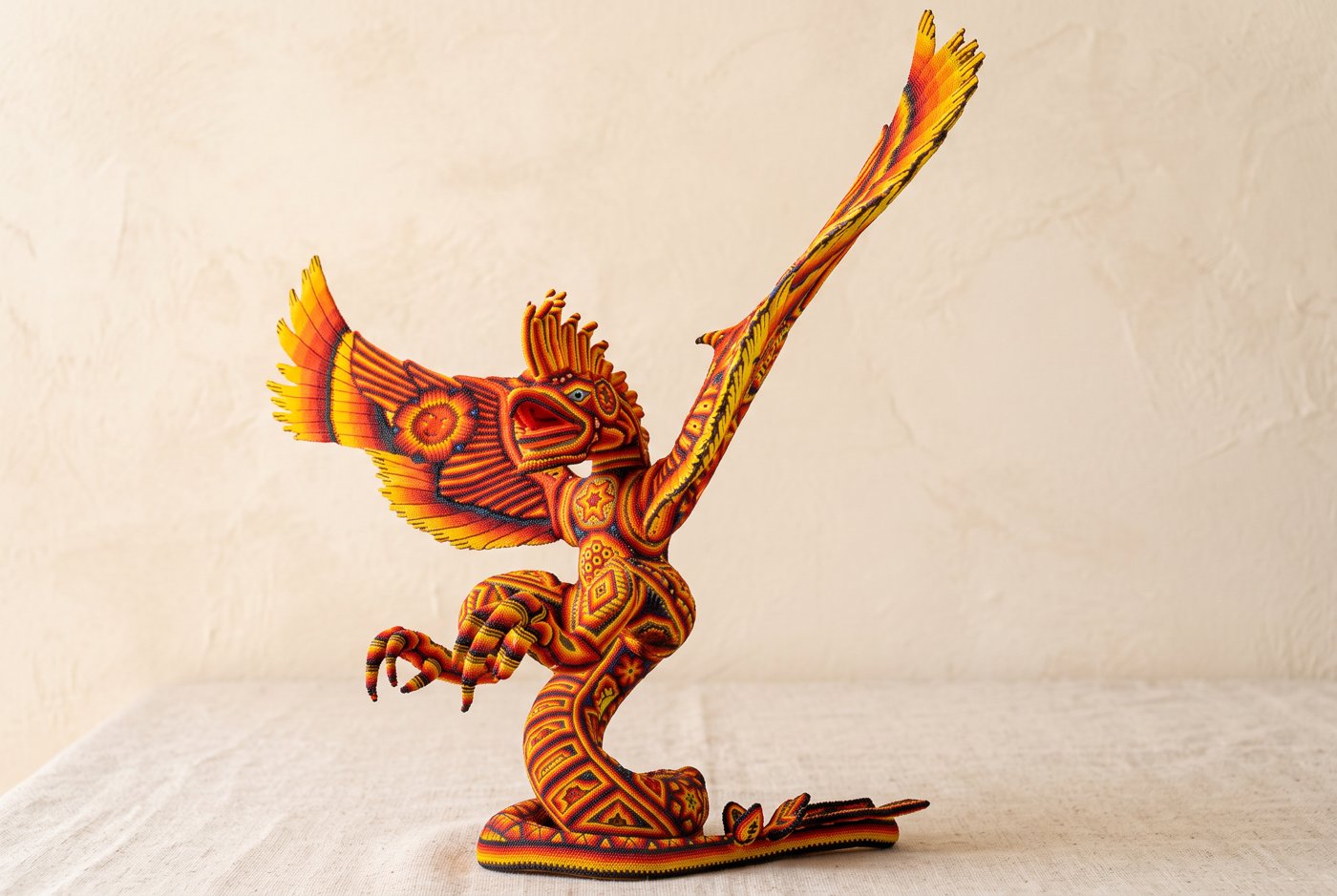 Fénix, Chaquireado huichol de Alfredo Bautista